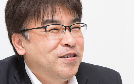 システムソリューション部 部長 井川智仁